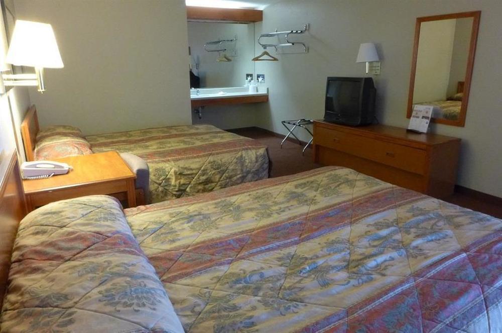 Inn At רונרט פארק חדר תמונה