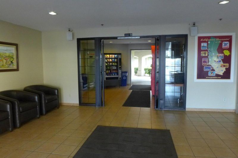 Inn At רונרט פארק מראה חיצוני תמונה